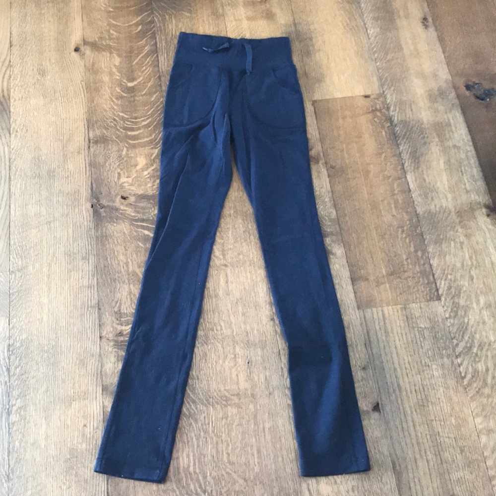 Lululemon Athletica yoga pants
